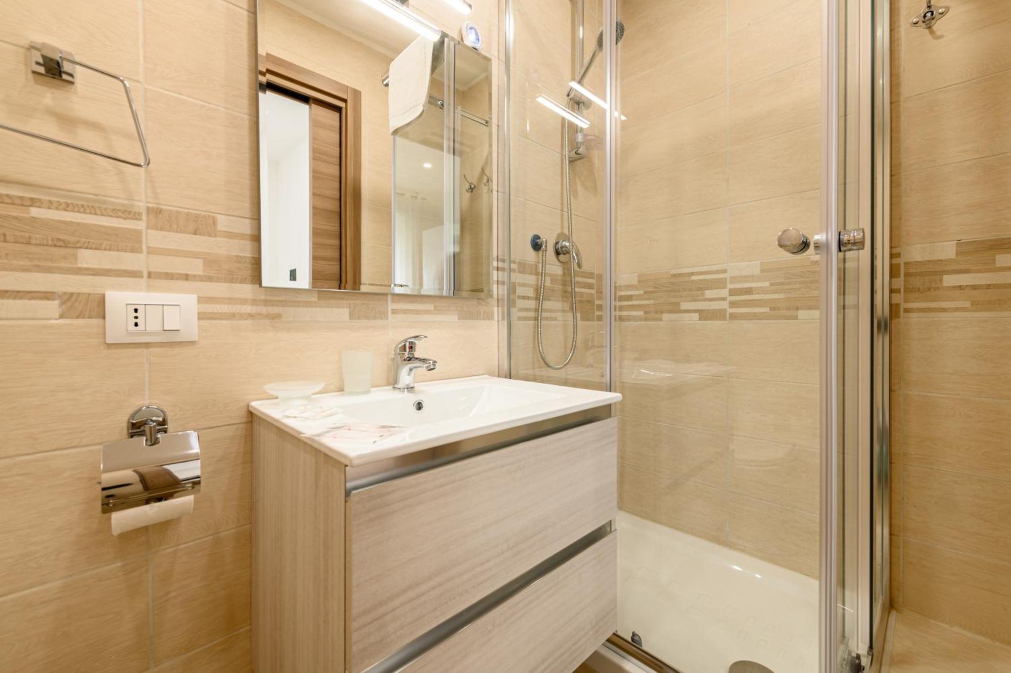 Domus Romeo Apartment Napoli Exterior foto